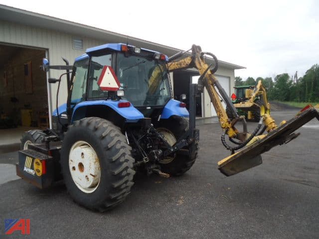 Image of New Holland TS100 equipment image 1