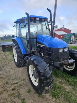 2002 New Holland TS110 Image