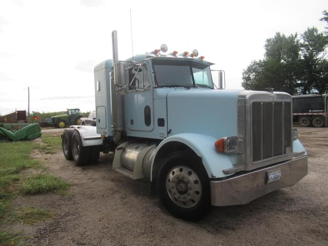 Image of Peterbilt 378 equipment image 1