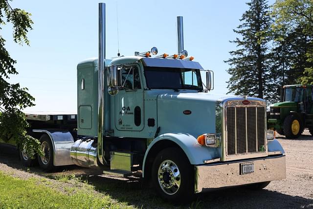 Image of Peterbilt 378 equipment image 4