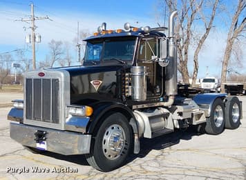Main image Peterbilt 378