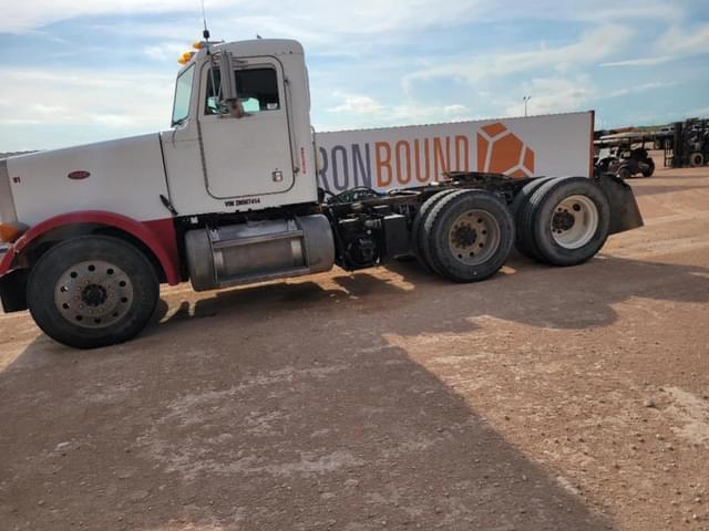 Image of Peterbilt 378 equipment image 1
