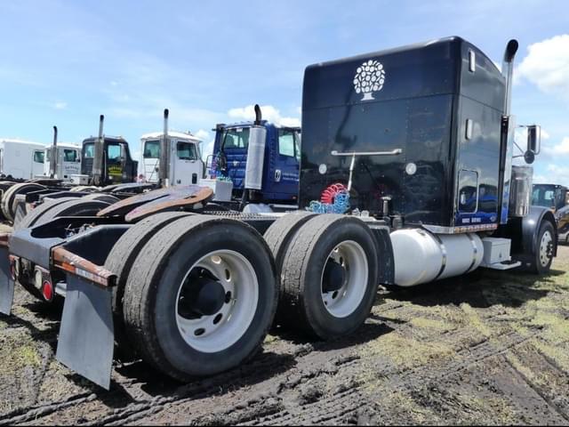 Image of Peterbilt 379 equipment image 2