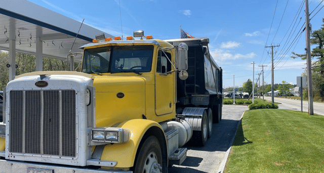 Image of Peterbilt 379 equipment image 1