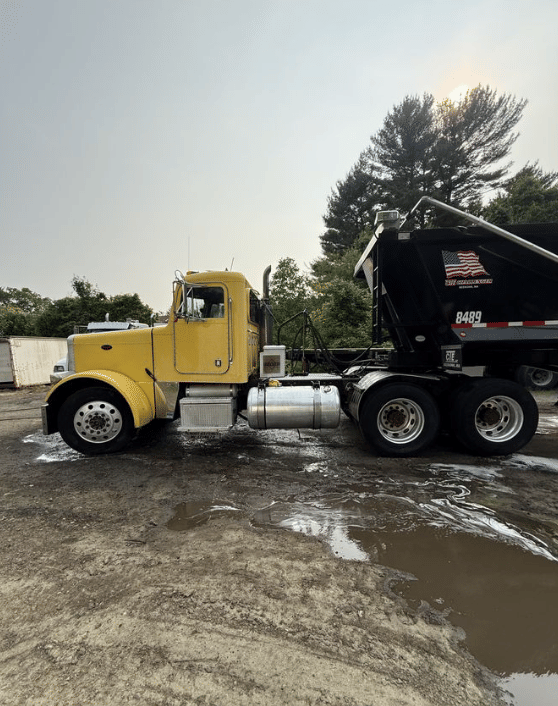Image of Peterbilt 379 equipment image 2
