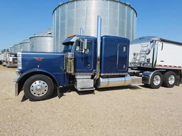 Main image Peterbilt 379