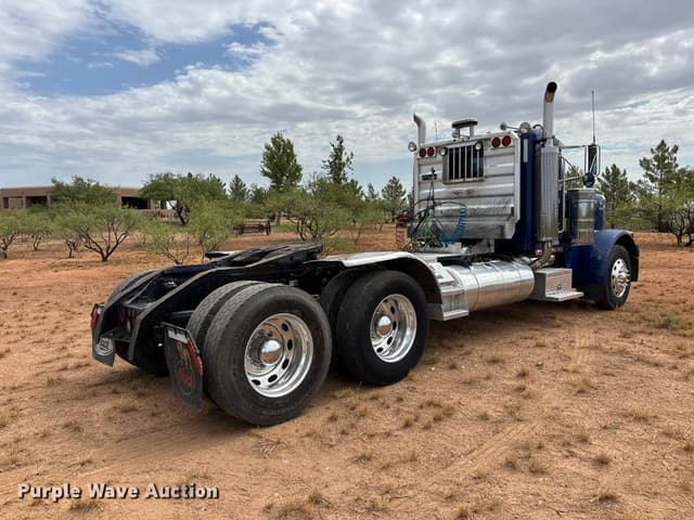 Image of Peterbilt 379 equipment image 4