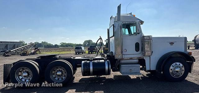 Image of Peterbilt 379 equipment image 3