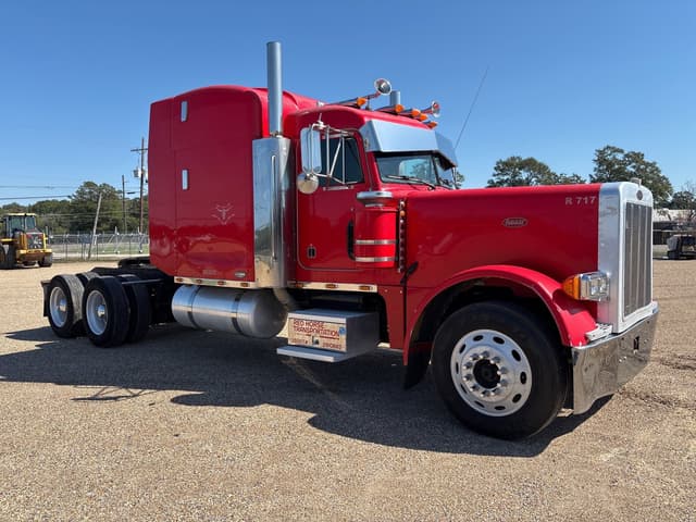 Image of Peterbilt 379 equipment image 1