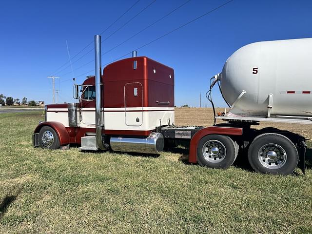 Image of Peterbilt 379EXHD equipment image 1