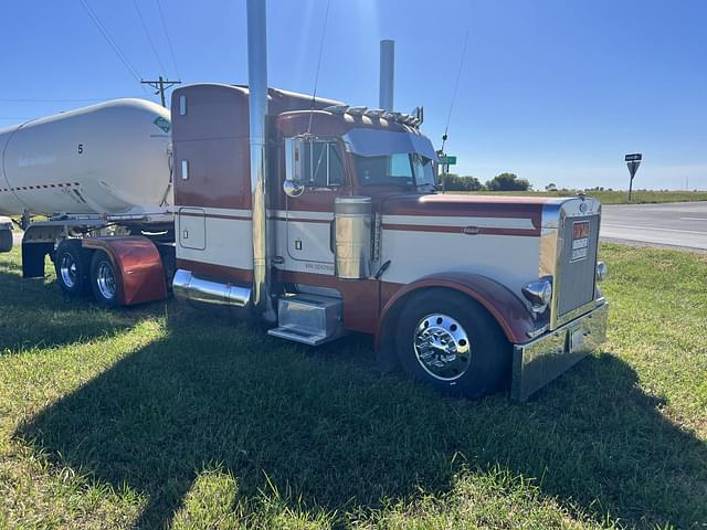 Image of Peterbilt 379EXHD equipment image 2