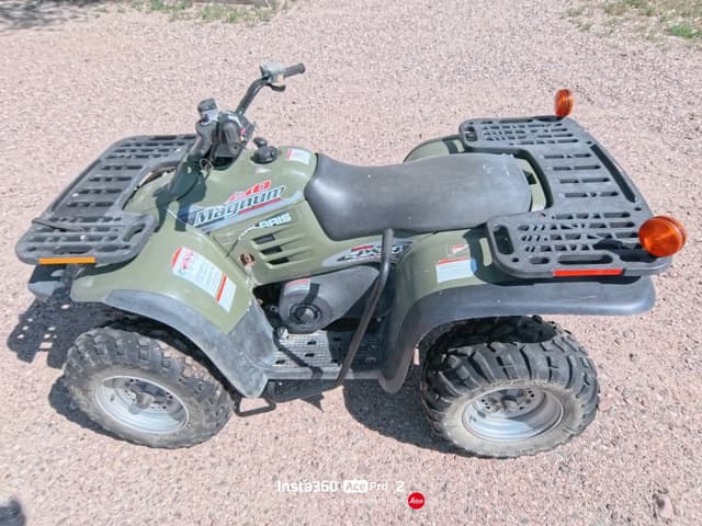 Image of Polaris Magnum 330 equipment image 3