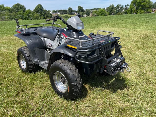 Image of Polaris Sportsman 700 equipment image 2