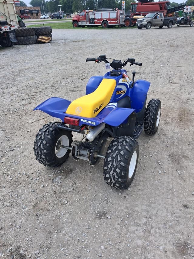 Image of Polaris Trail Blazer 250 equipment image 2