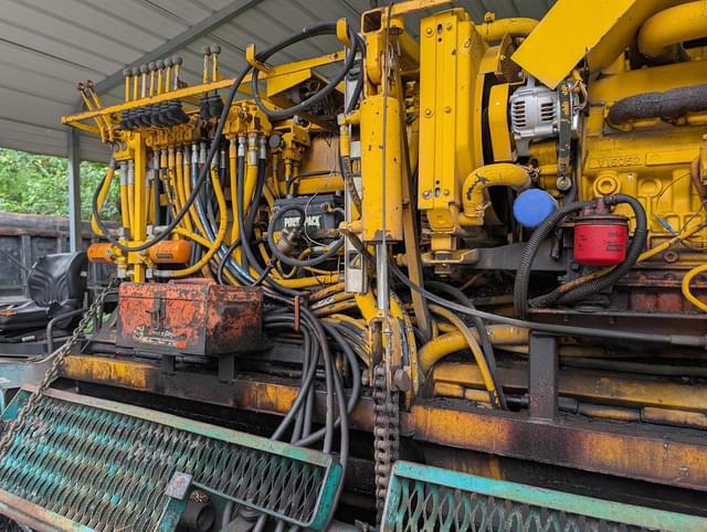 Image of Puckett 560 equipment image 3