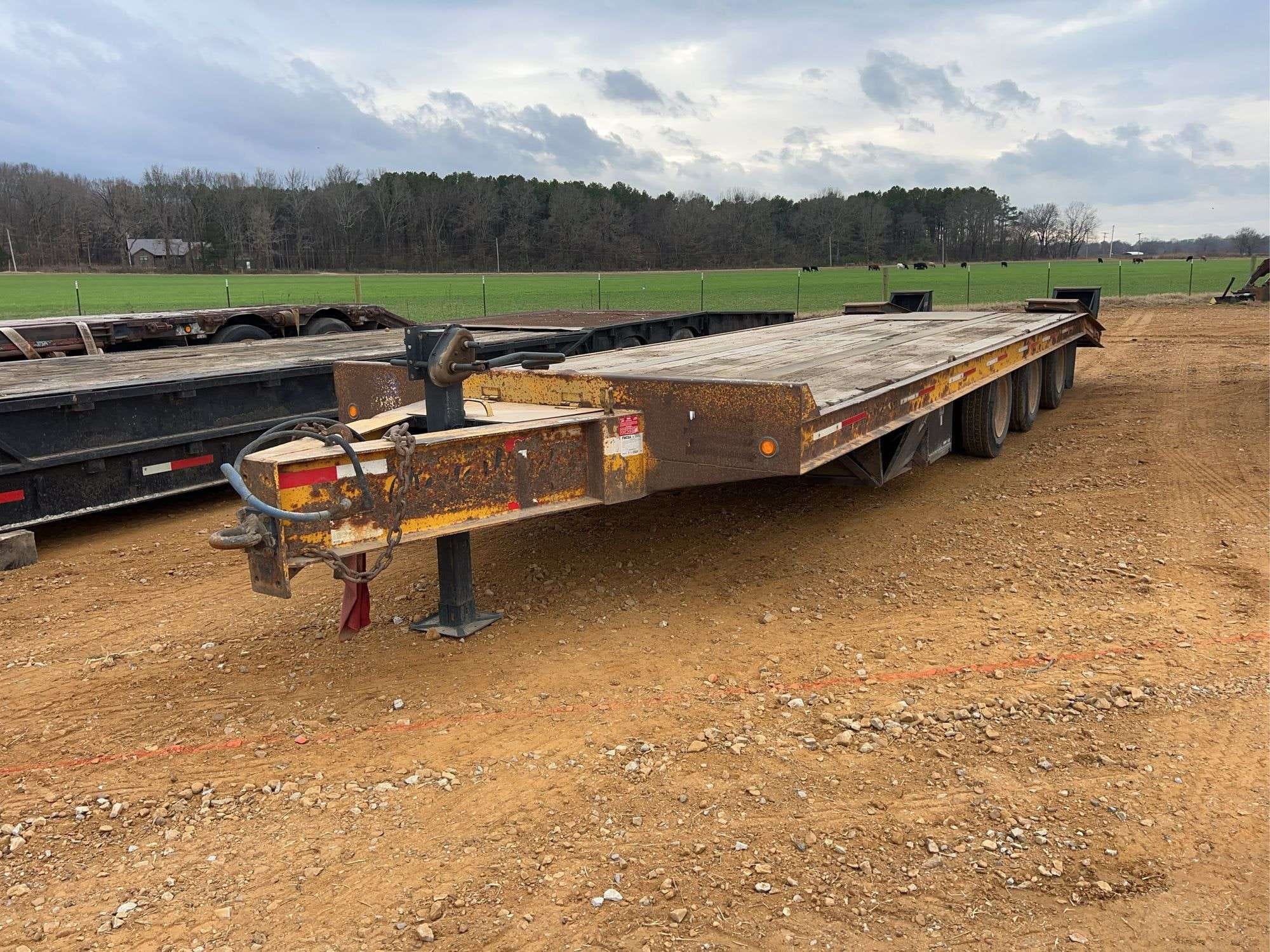 2002 Redi Haul R25215PFA Equipment Image0