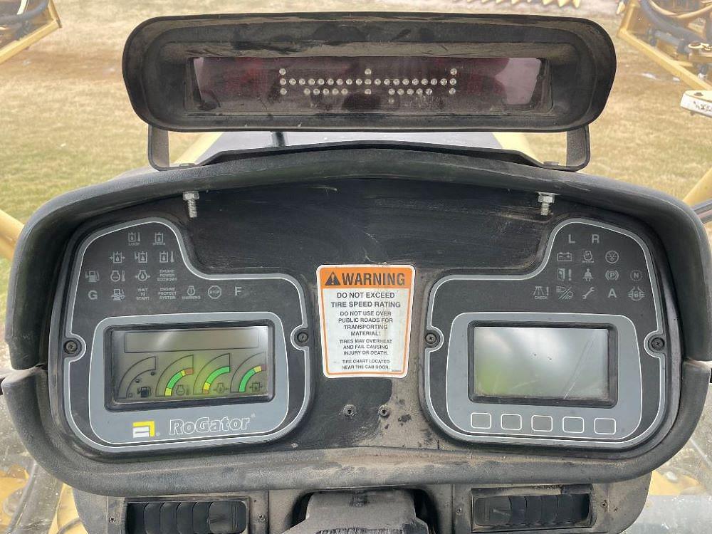 Main image Ag-Chem RoGator 1254 100