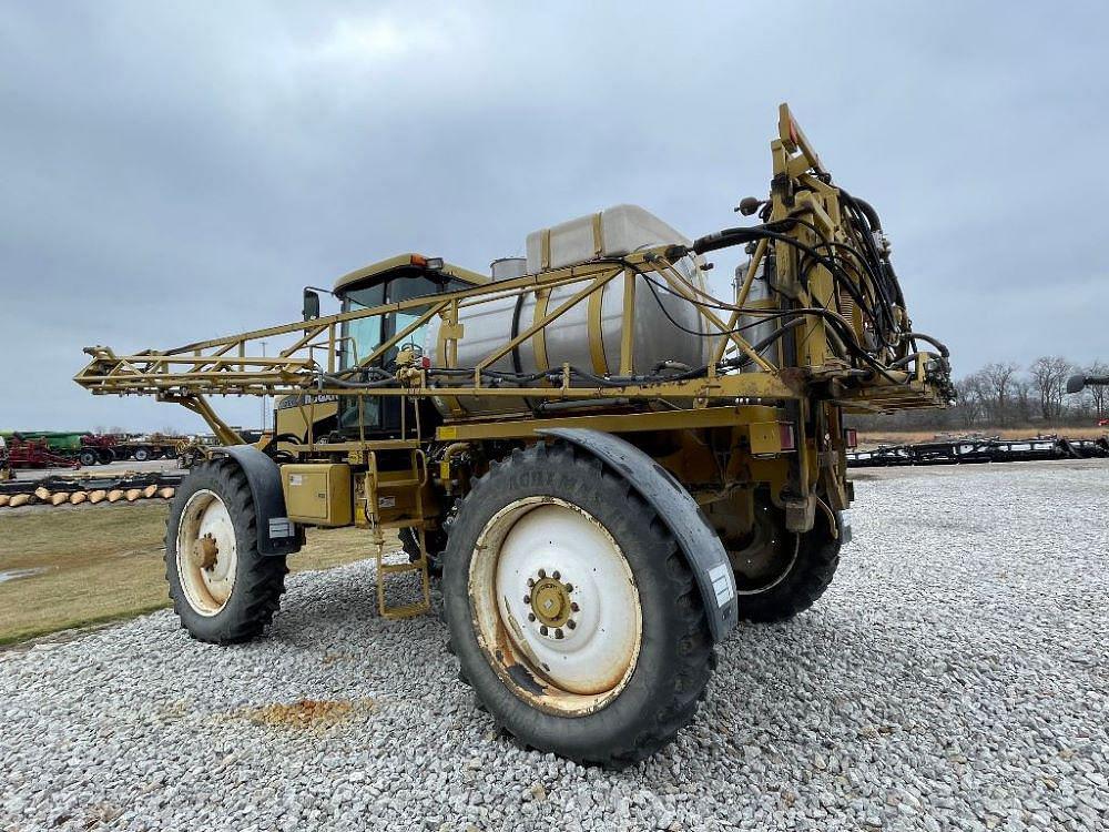 Main image Ag-Chem RoGator 1254 10