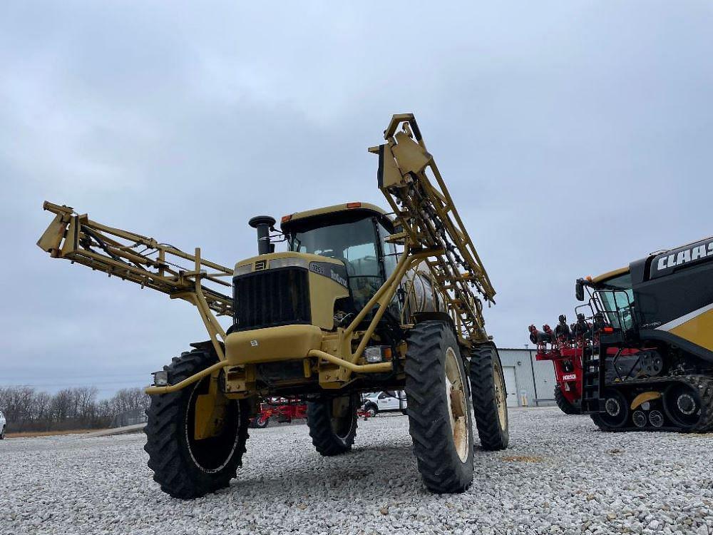 Main image Ag-Chem RoGator 1254 16