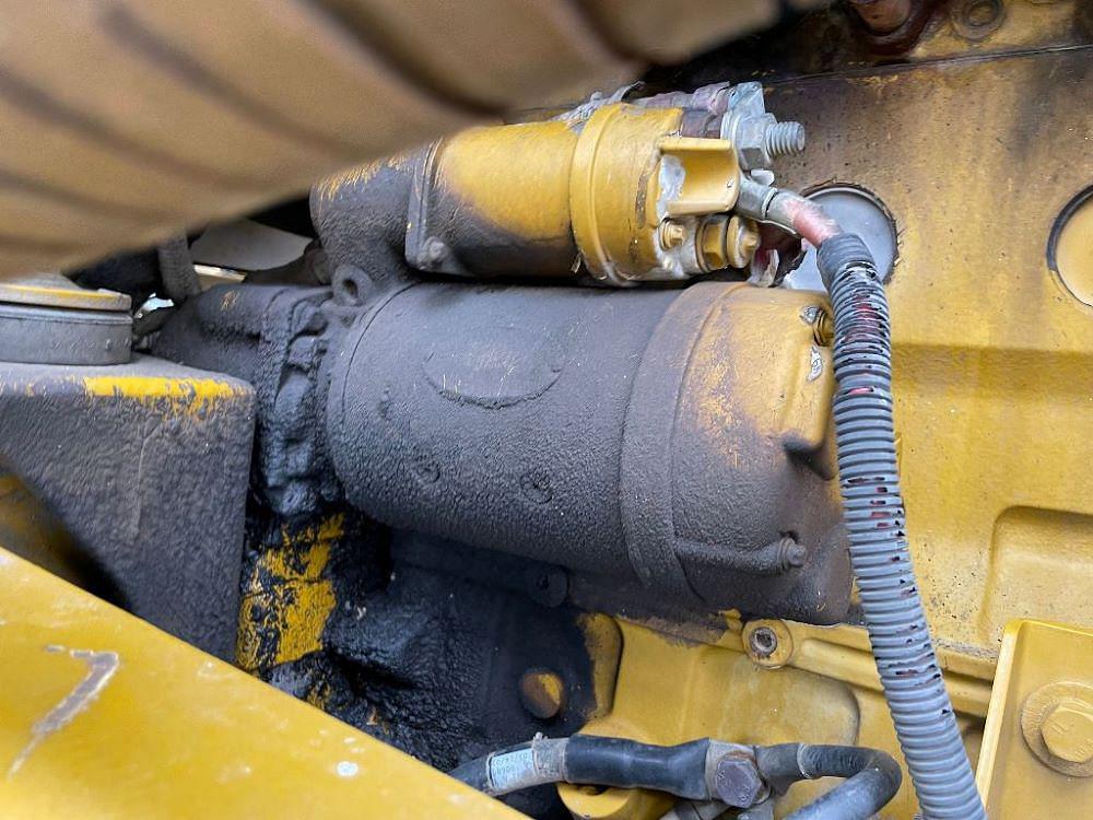 Main image Ag-Chem RoGator 1254 23