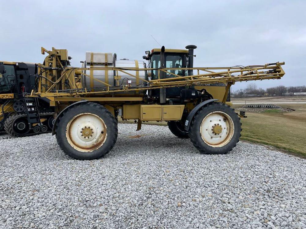 Main image Ag-Chem RoGator 1254 2