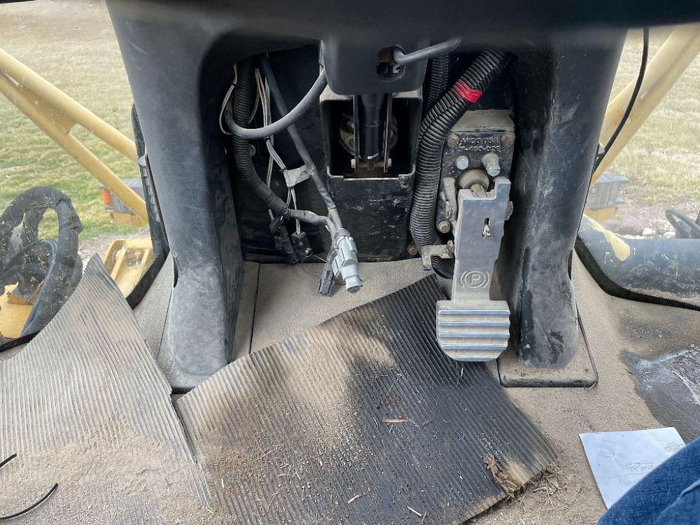 Main image Ag-Chem RoGator 1254 93