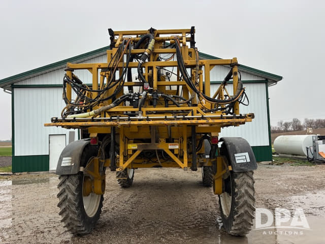 Image of Ag-Chem RoGator 854 equipment image 3