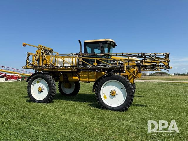 Image of Ag-Chem RoGator 854 equipment image 4