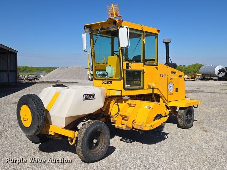 2002 Rosco RB-48 Equipment Image0
