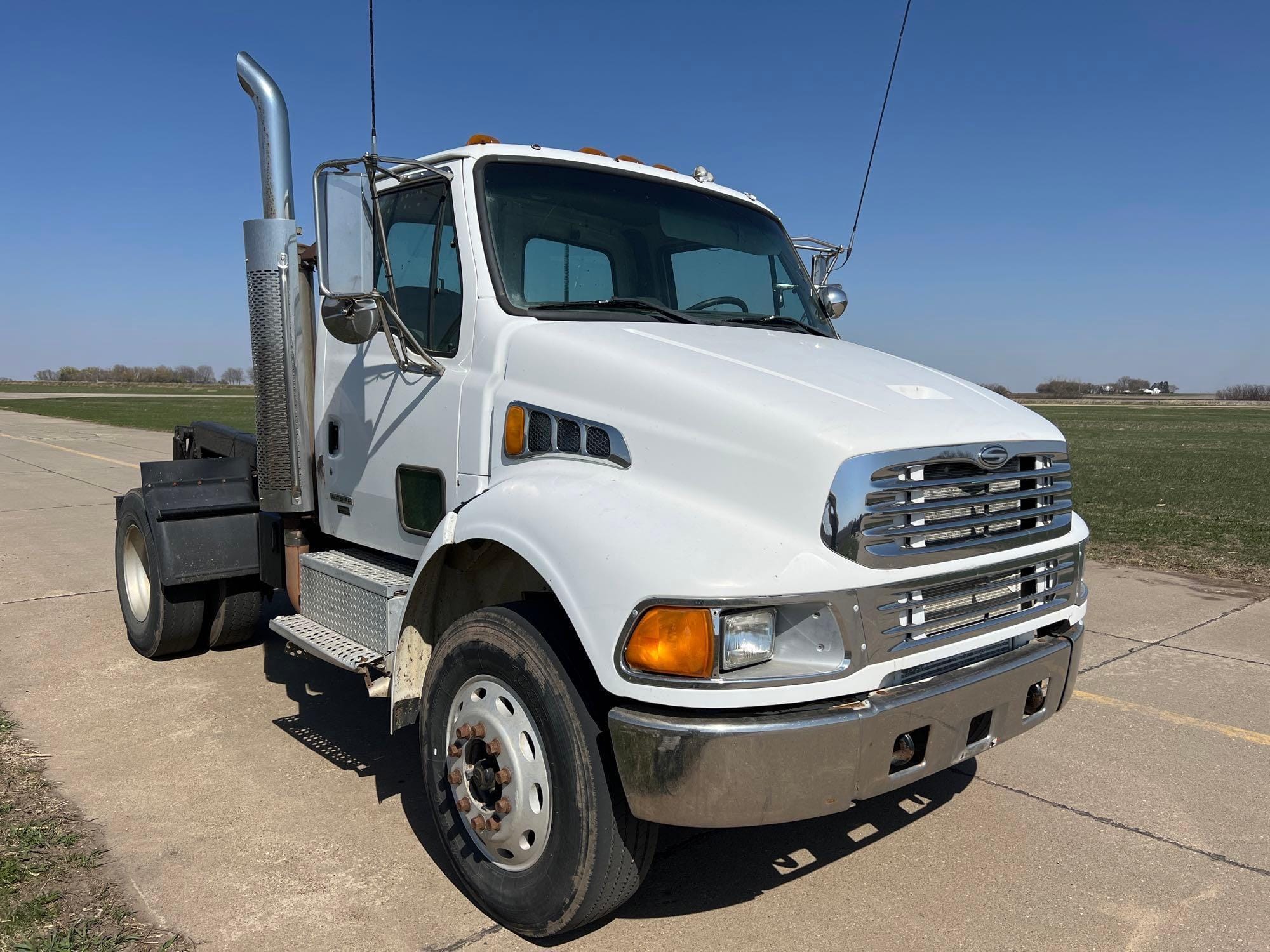 Main image Sterling Acterra