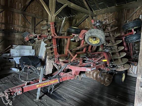 Image of Sunflower 1233-21 equipment image 3