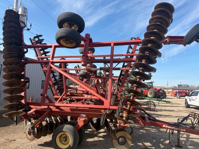 Image of Sunflower 1234-32 equipment image 1