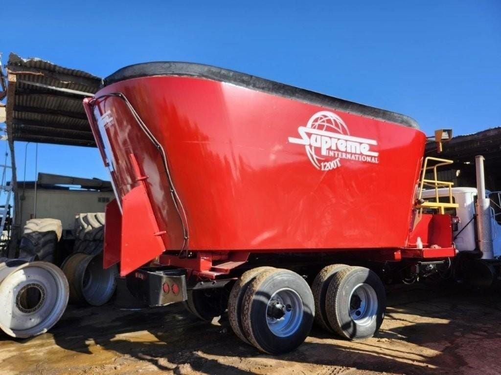 2002 Mack RD688S Equipment Image0