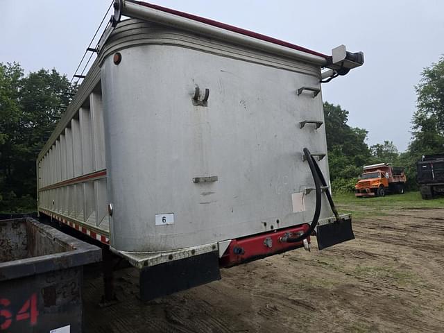 Image of Ti-Brook Dump Trailer equipment image 2