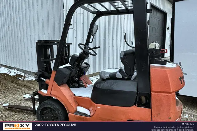 Image of Toyota 7FGCU25 equipment image 1