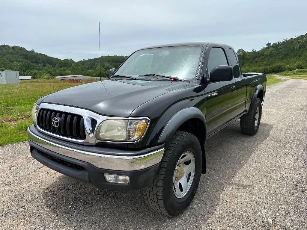 Image of Toyota Tacoma Primary image