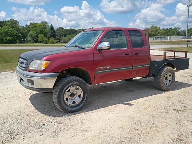 Image of Toyota Tundra equipment image 1