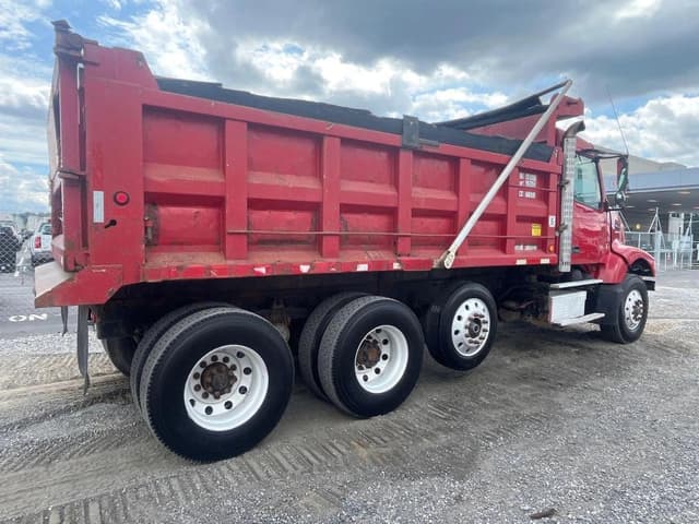 Image of Volvo VHD equipment image 2