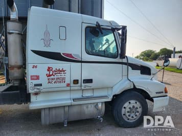 Main image Volvo VNL