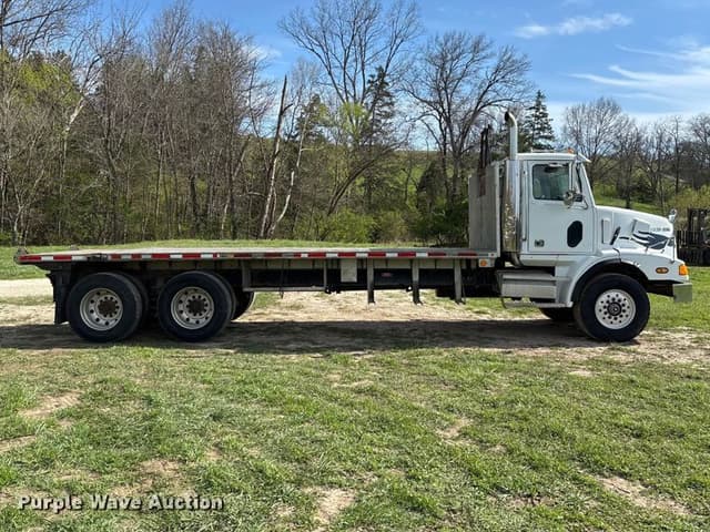 Image of Western Star 4900 equipment image 3