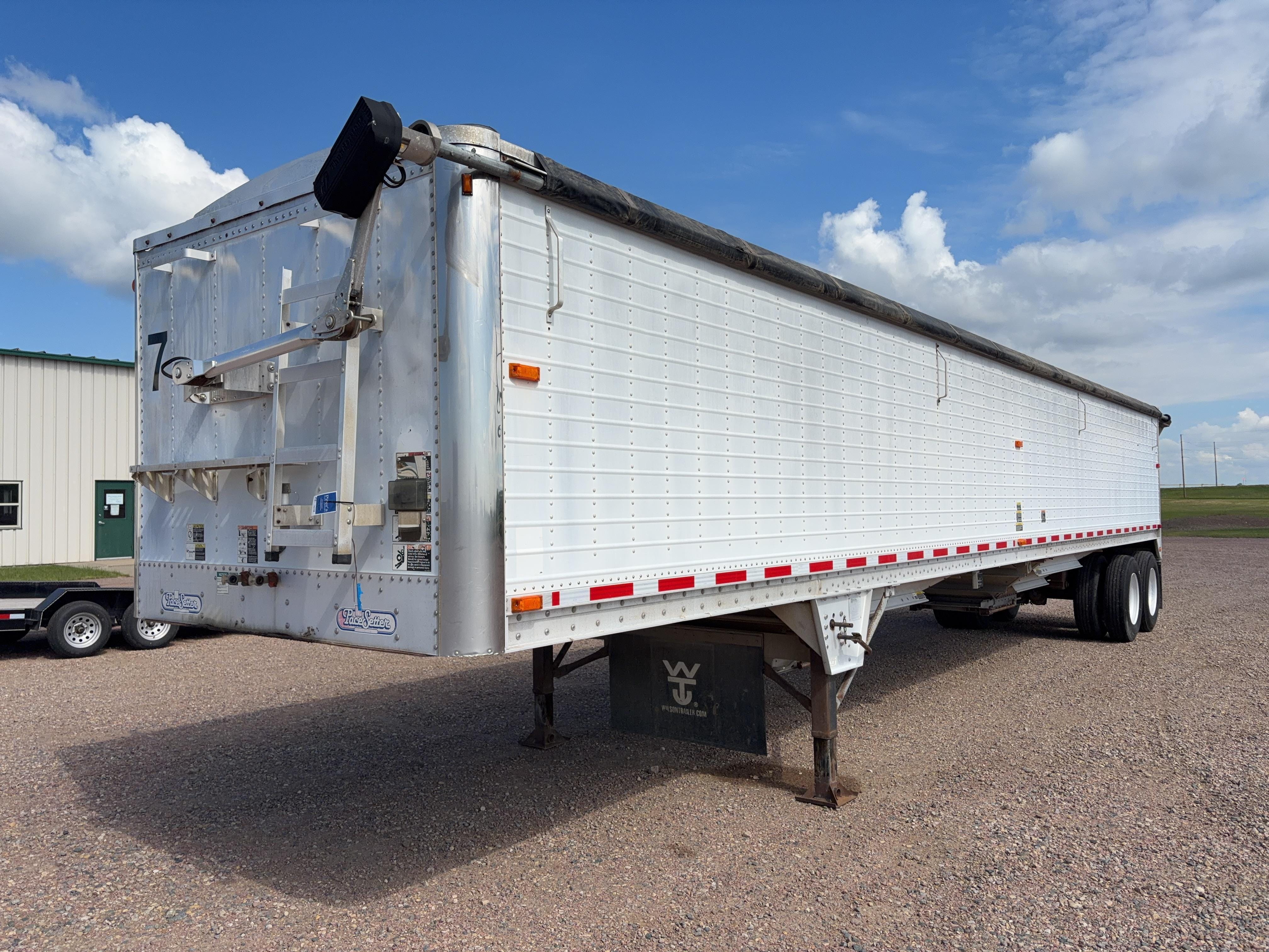2002 Wilson Pacesetter Equipment Image0