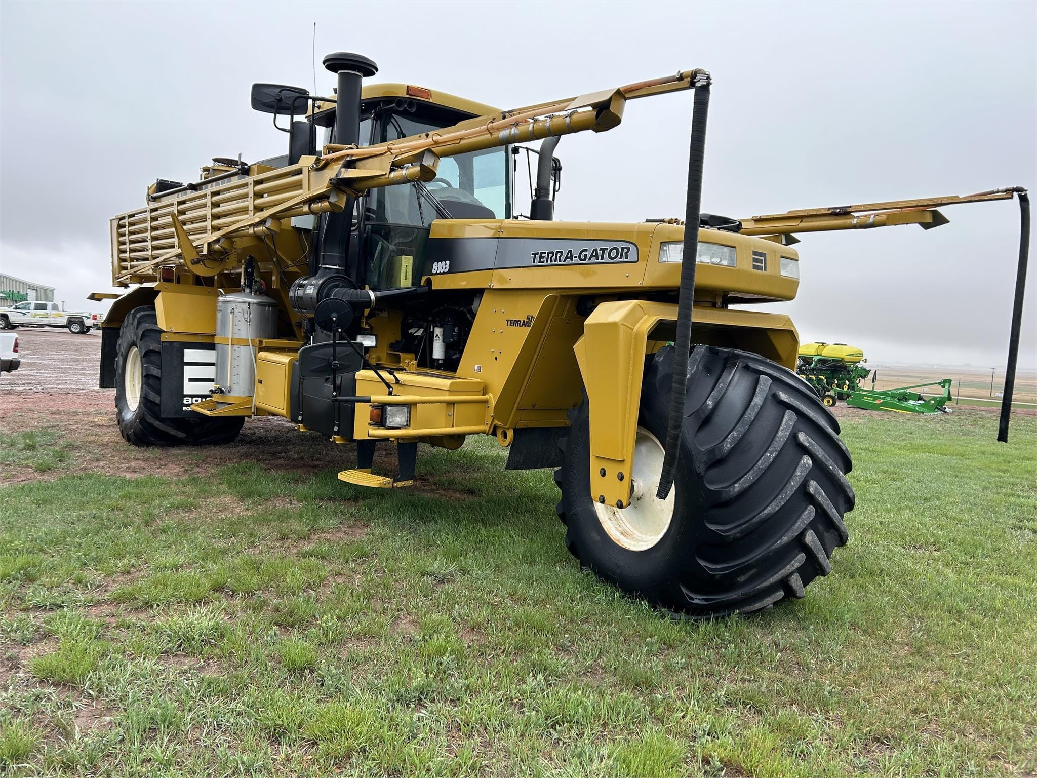Main image Ag-Chem Terra-Gator 8103