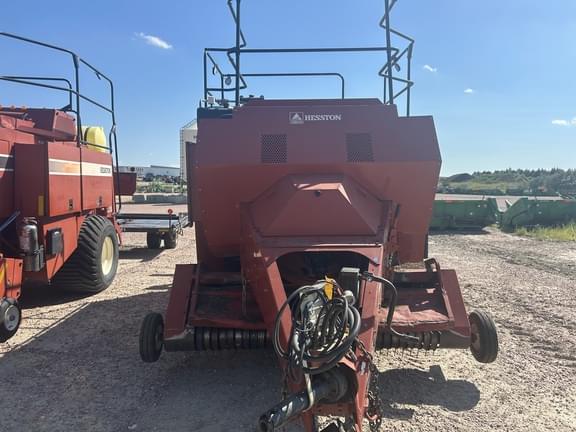 Image of Hesston 4790 equipment image 1