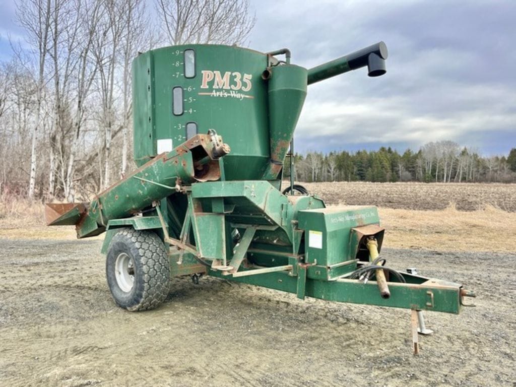 2003 Art's Way PM35 Equipment Image0