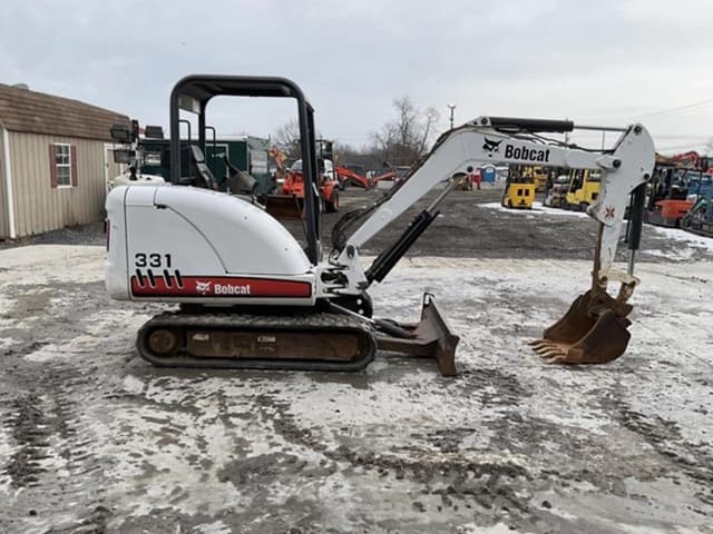 Image of Bobcat 331 equipment image 4
