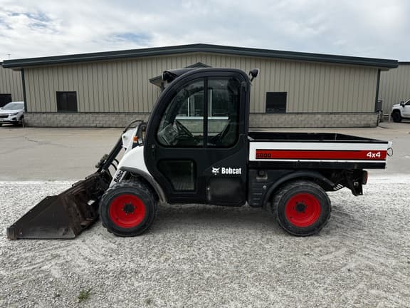 Image of Bobcat Toolcat 5600 equipment image 1