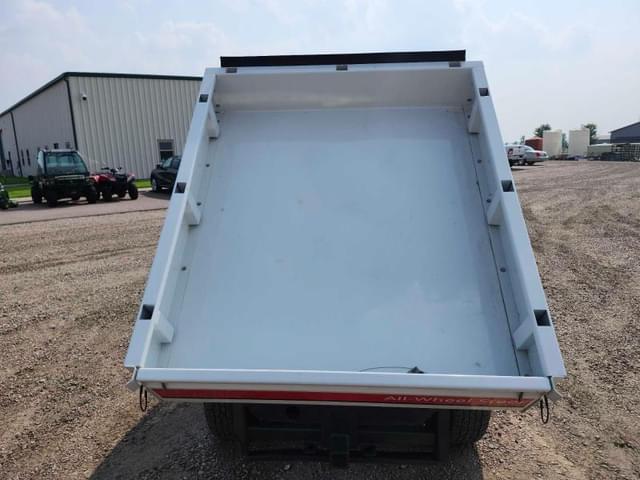 Image of Bobcat Toolcat 5600 equipment image 4