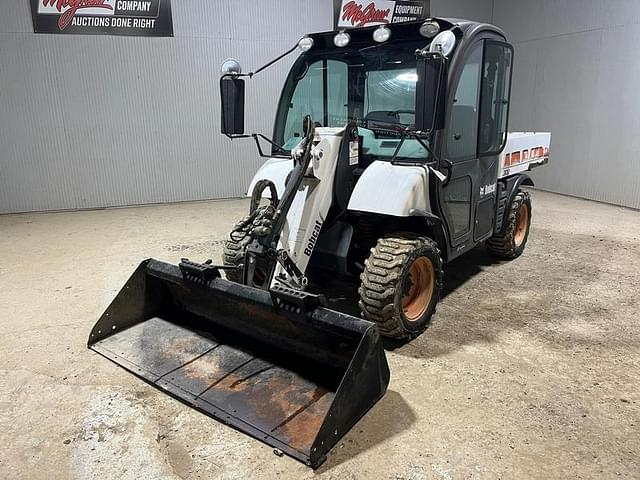 Image of Bobcat Toolcat 5600 equipment image 1