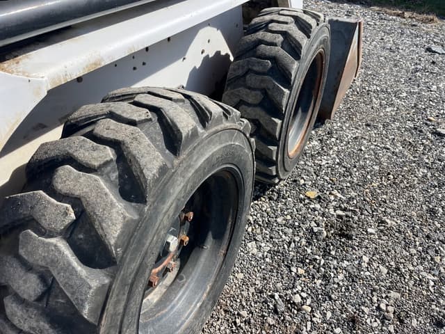 Image of Bobcat 753 equipment image 4