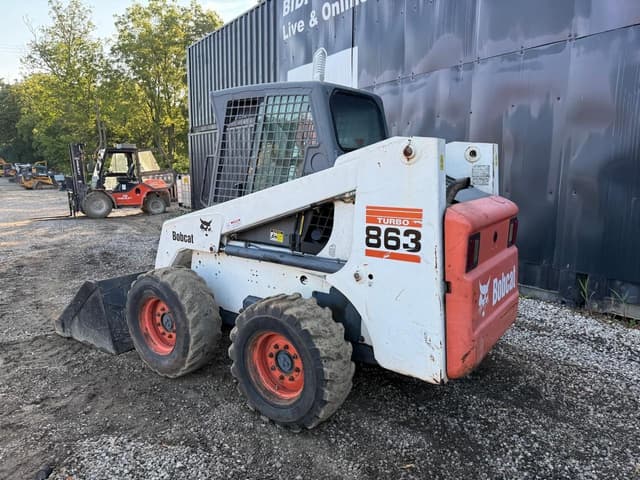 Image of Bobcat 863 equipment image 1